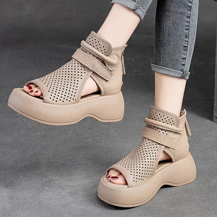 Monica Secrets | Platform Sandal