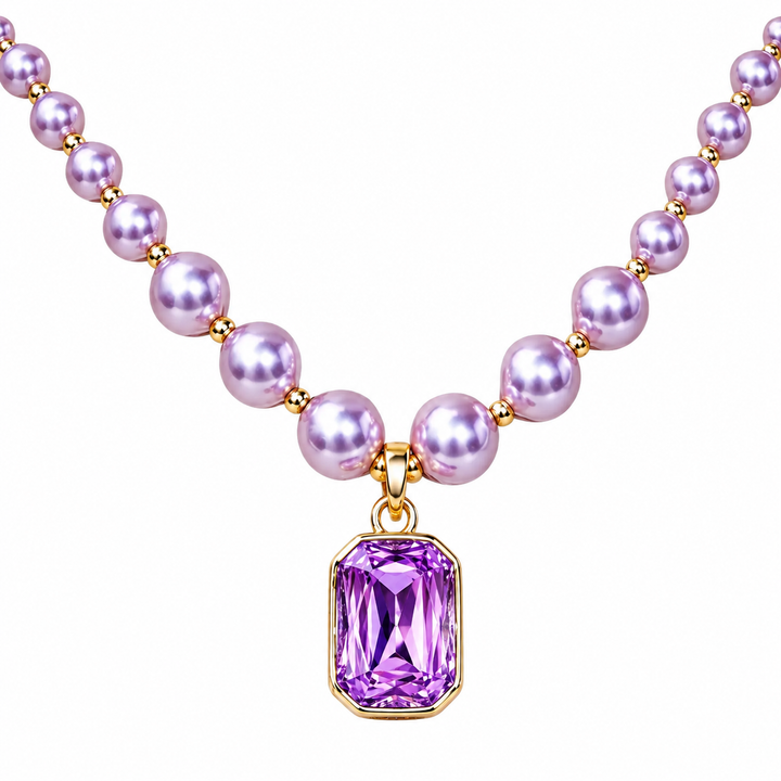 Gleaming Pearl Necklace
