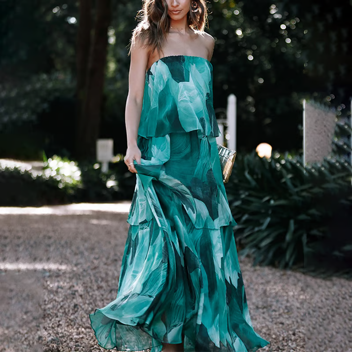 Monica Secrets | Strapless Dress