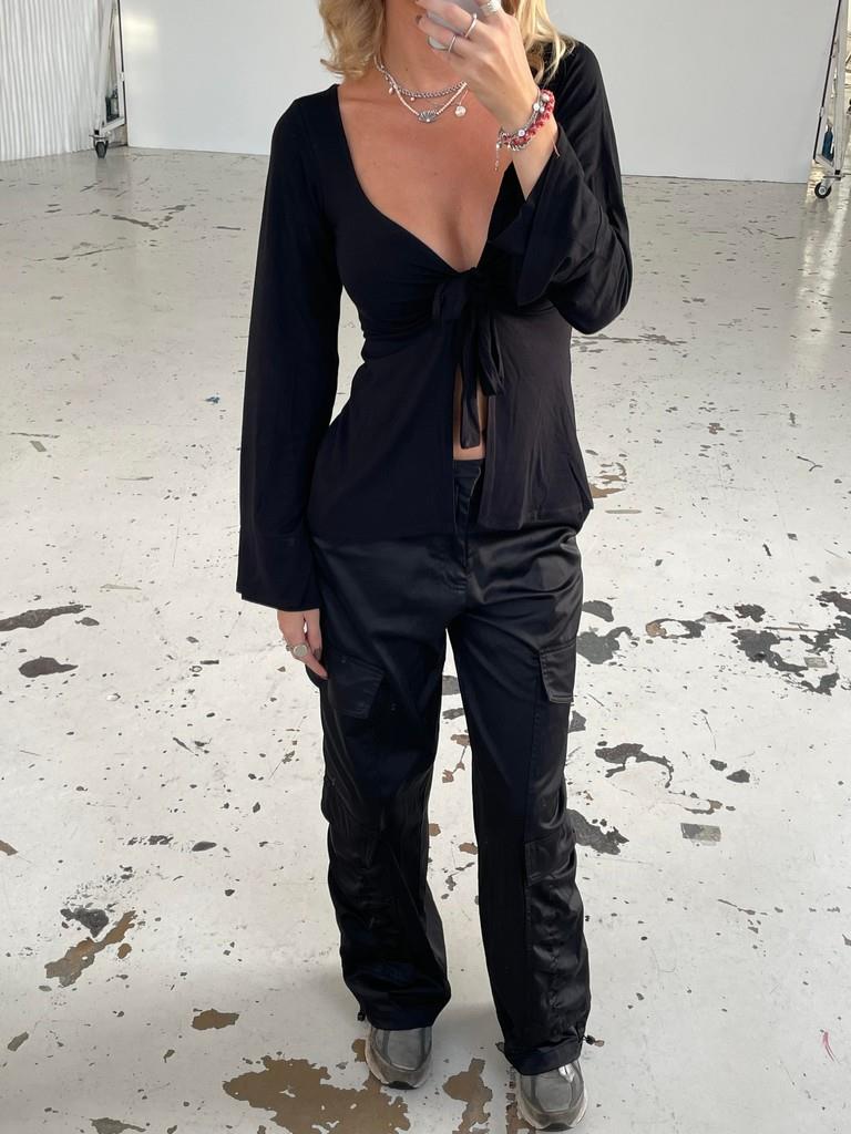 Monica Secrets | Black Blouse With Flared Sleeves