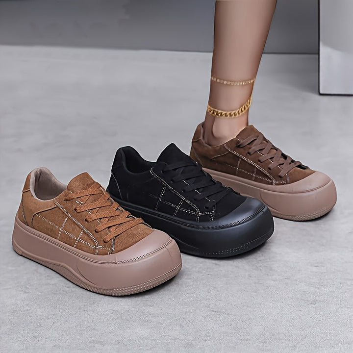 Monica Secrets | Suede Platform Sneaker