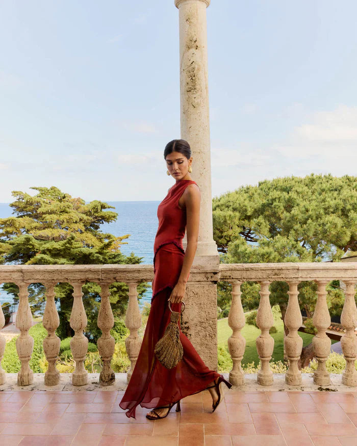 Monica Secrets | Elegant Sleeveless Bodycon Dress