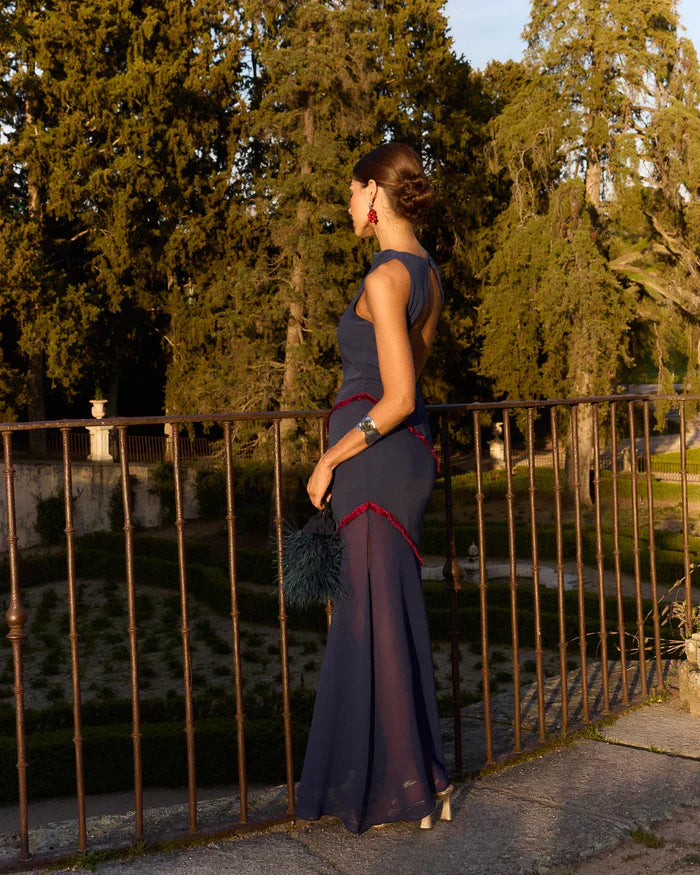 Monica Secrets | Elegant Sleeveless Bodycon Dress